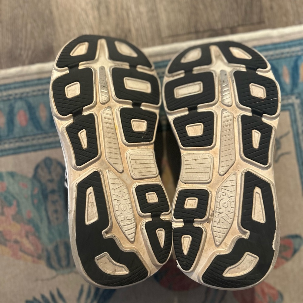 Hoka Black White Running Shoes Bondi 9 Women’s 10.5 W - Picture 3 of 6